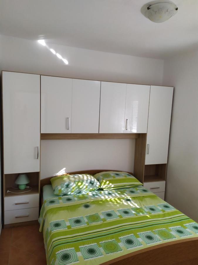 Apartmani Vjeko Vir Exterior foto
