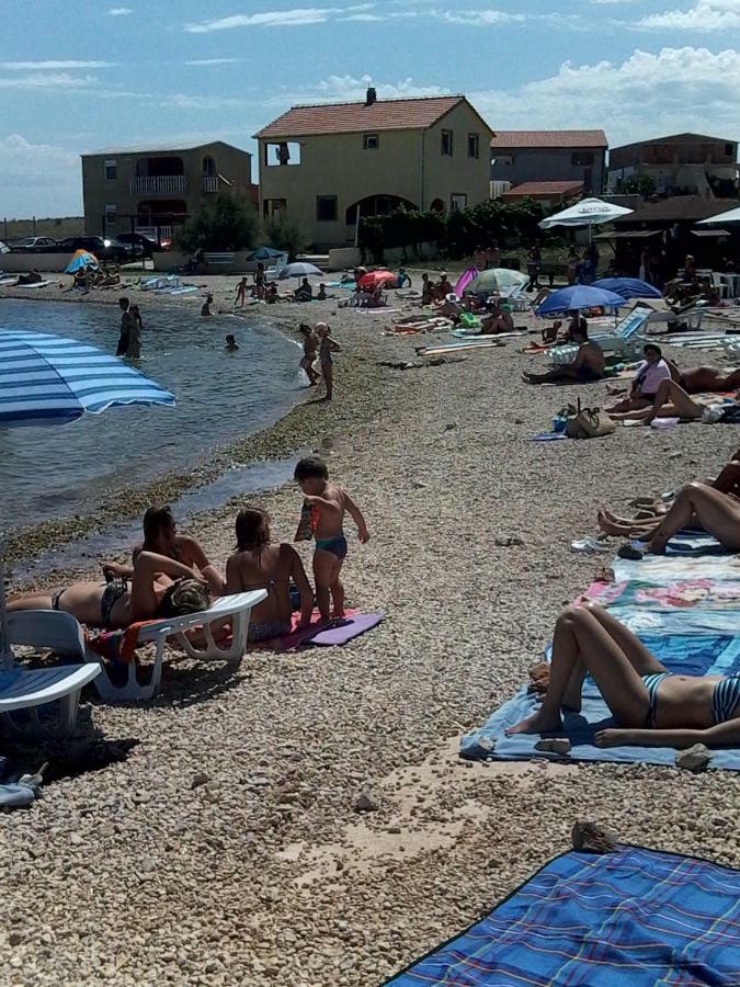 Apartmani Vjeko Vir Exterior foto